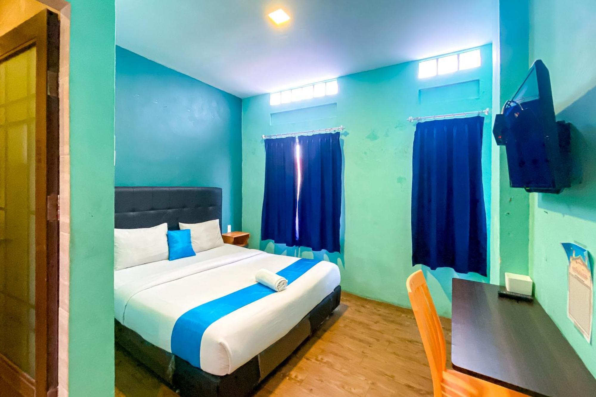 Hotel Reddoorz At Sentosa Jaya Helvetia Medan Exterior foto
