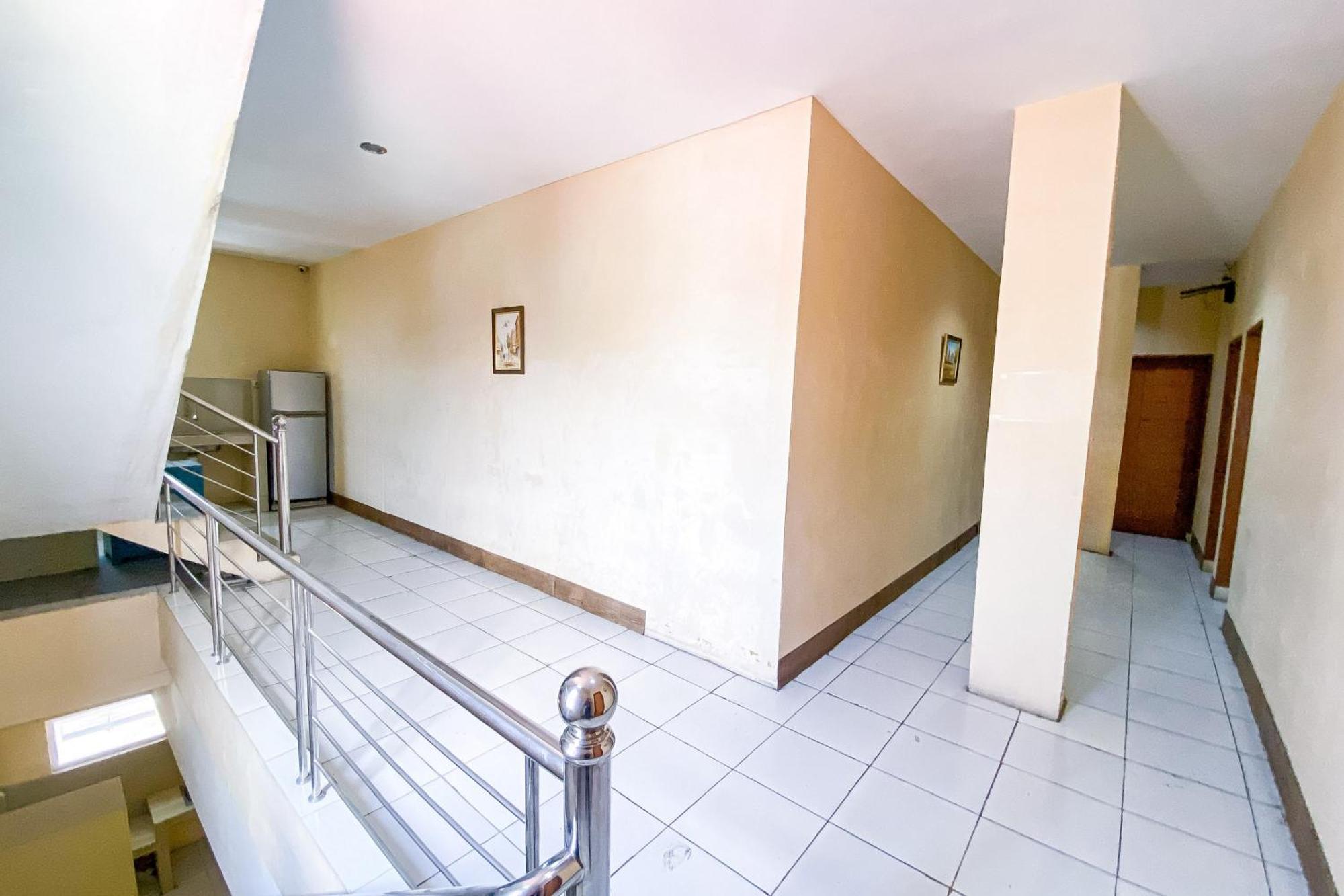 Hotel Reddoorz At Sentosa Jaya Helvetia Medan Exterior foto