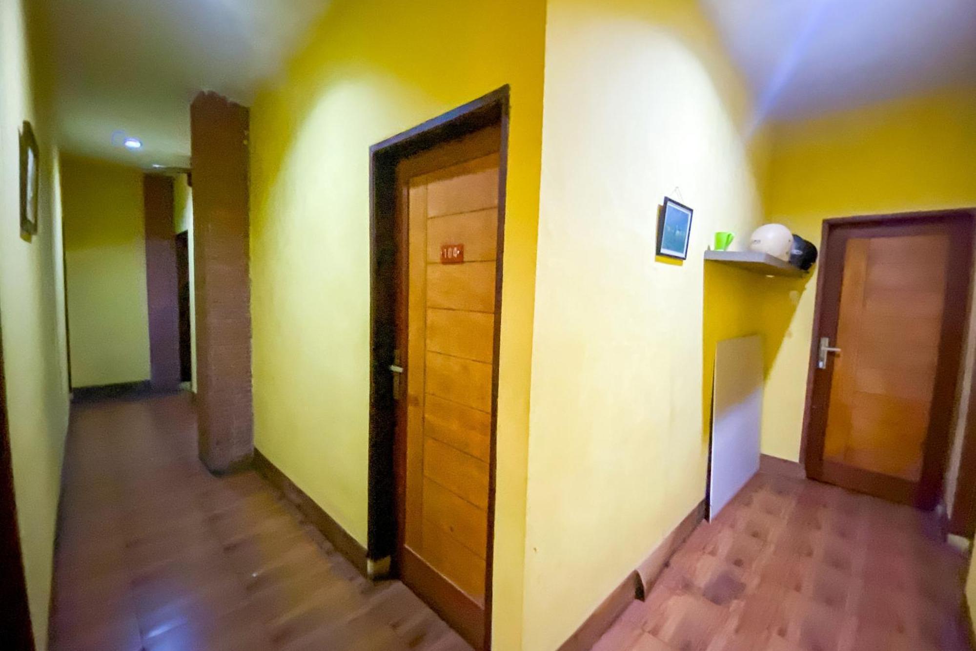 Hotel Reddoorz At Sentosa Jaya Helvetia Medan Exterior foto